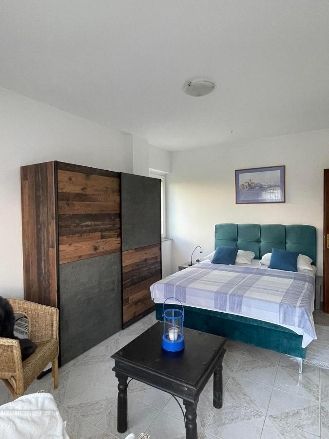 Apartman Kacic Sveti Ivan Dobrinjski Zewnętrze zdjęcie